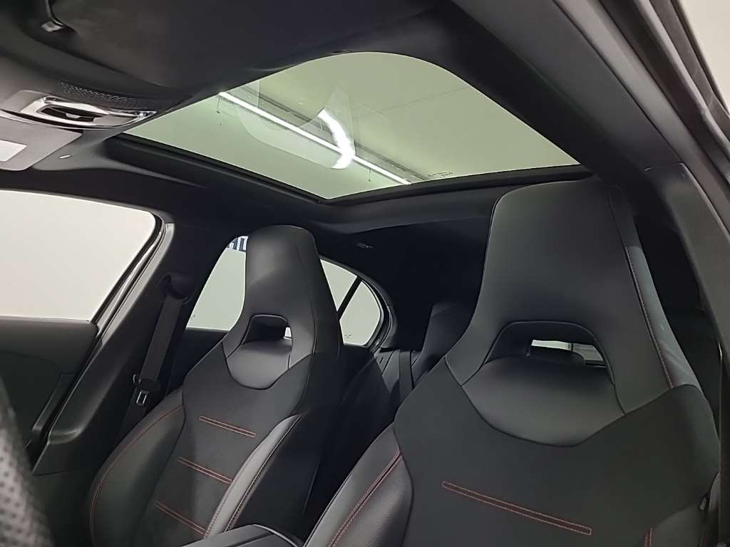 2023 Mercedes-Benz A   