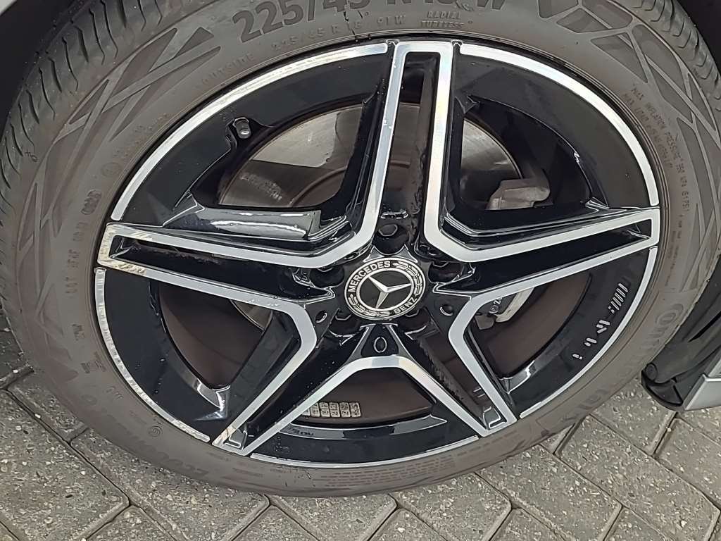 2023 Mercedes-Benz A   