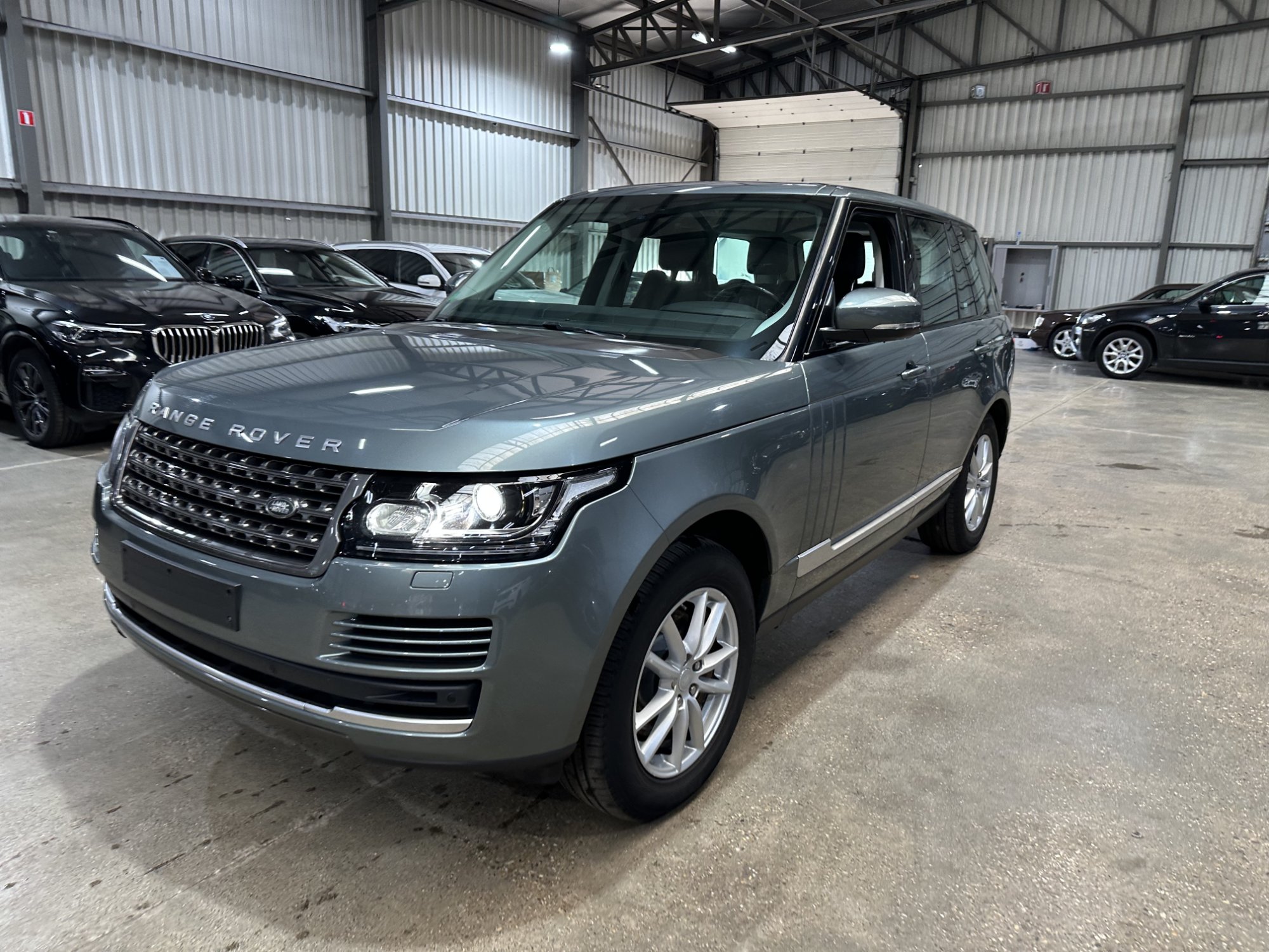 Land Rover Range Rover 3.0 - AWD - Diesel - Automatic - 210 hp - 169.373 km