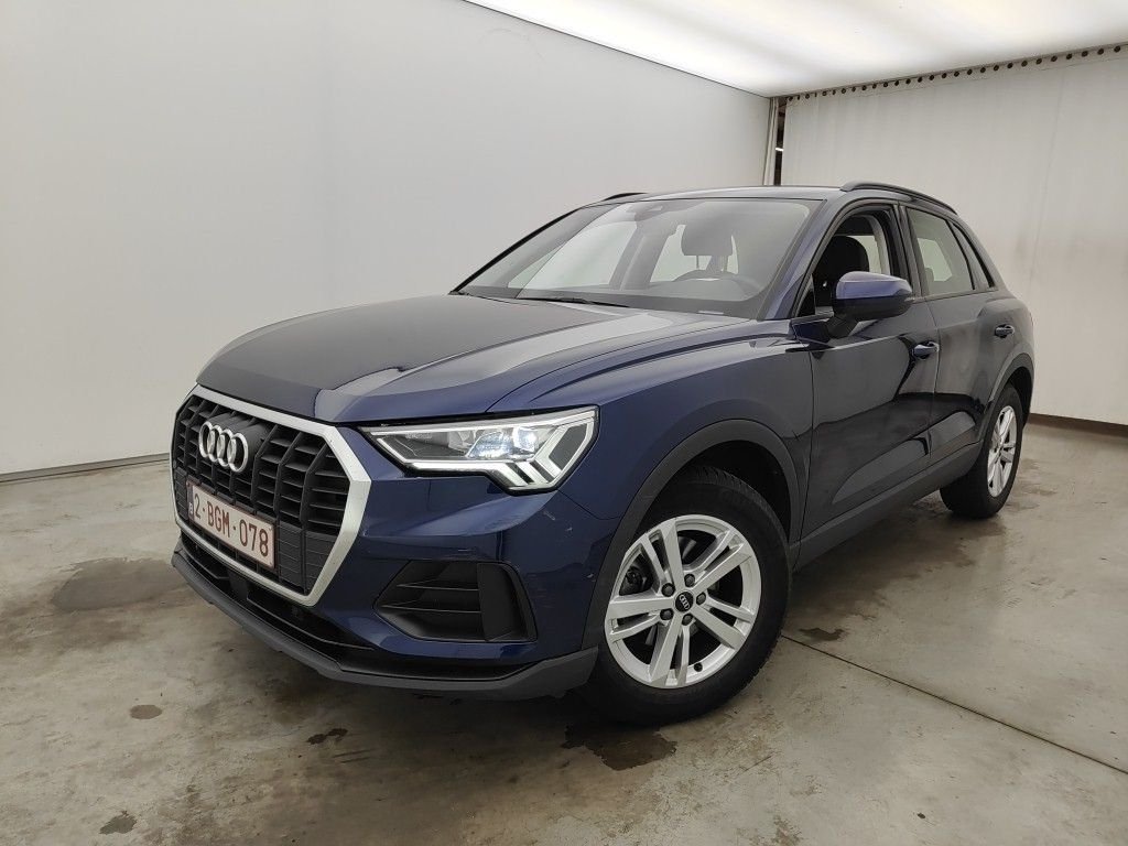 Audi Q3 35 TFSI Attraction - 150 hp - 30.350 km