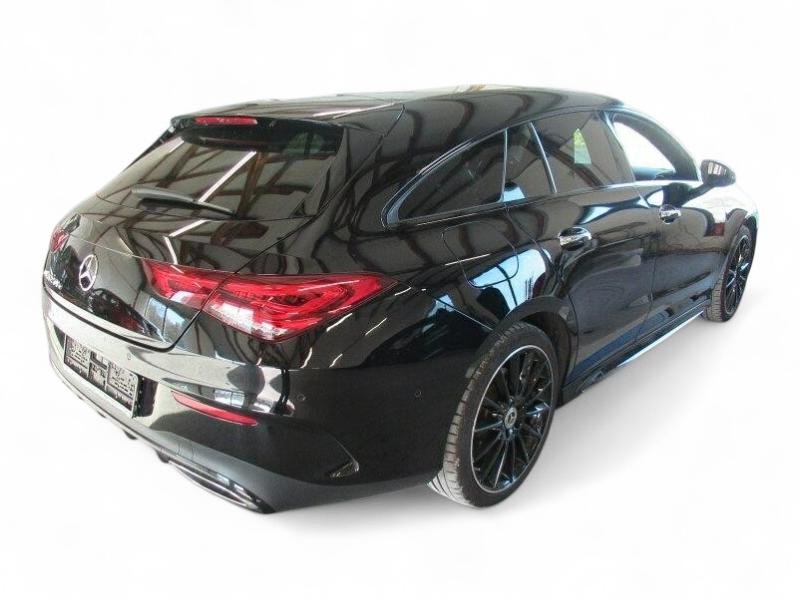 Mercedes-Benz CLA Shooting Brake 250e AMG Line - Hybrid - Automatic - 160 hp - 99.846 km