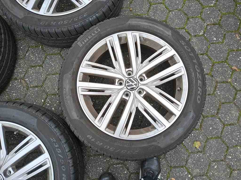 2021 Volkswagen Tiguan   AWD