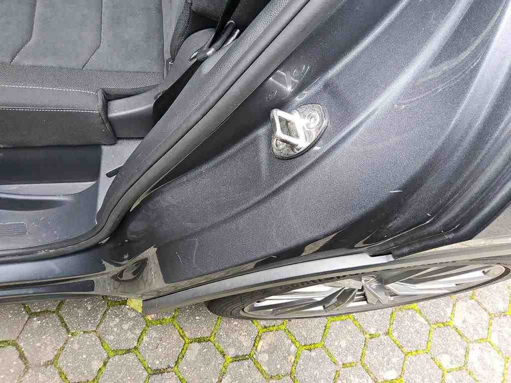 2021 Volkswagen Tiguan   AWD