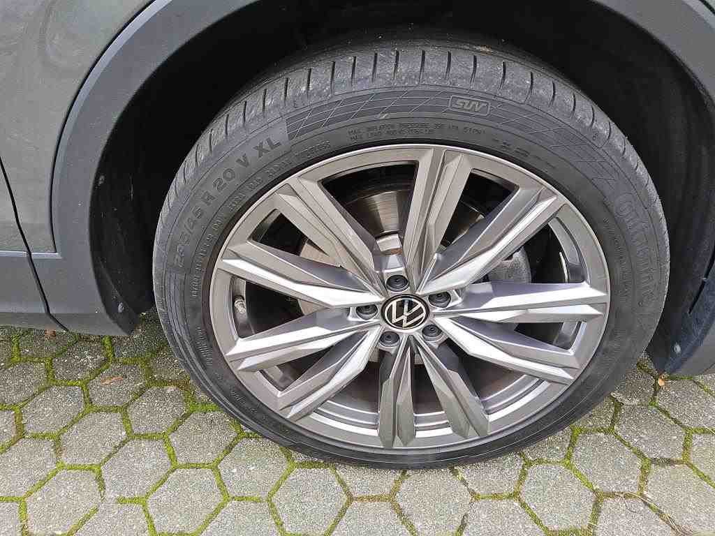 2021 Volkswagen Tiguan   AWD