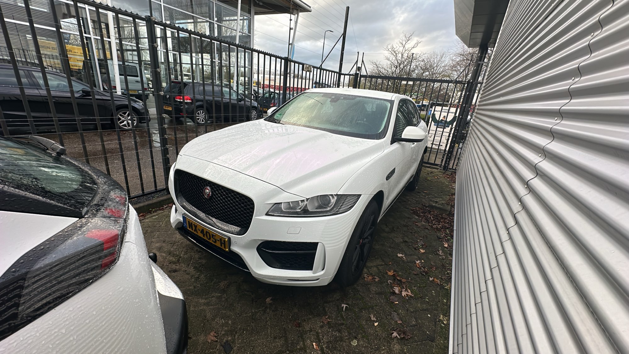 Jaguar F-Pace 2.0d R Sport - 179 hp - 189.690 km