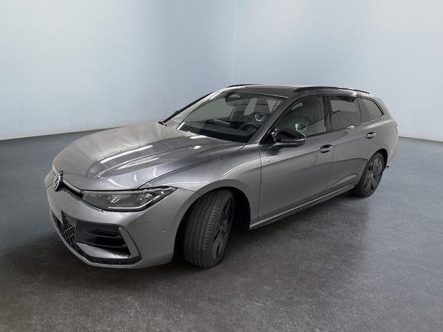 2025 Volkswagen Passat   AWD