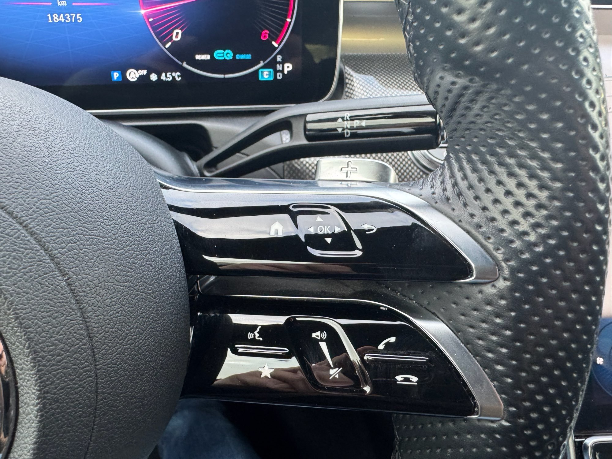 2022 Mercedes-Benz C   