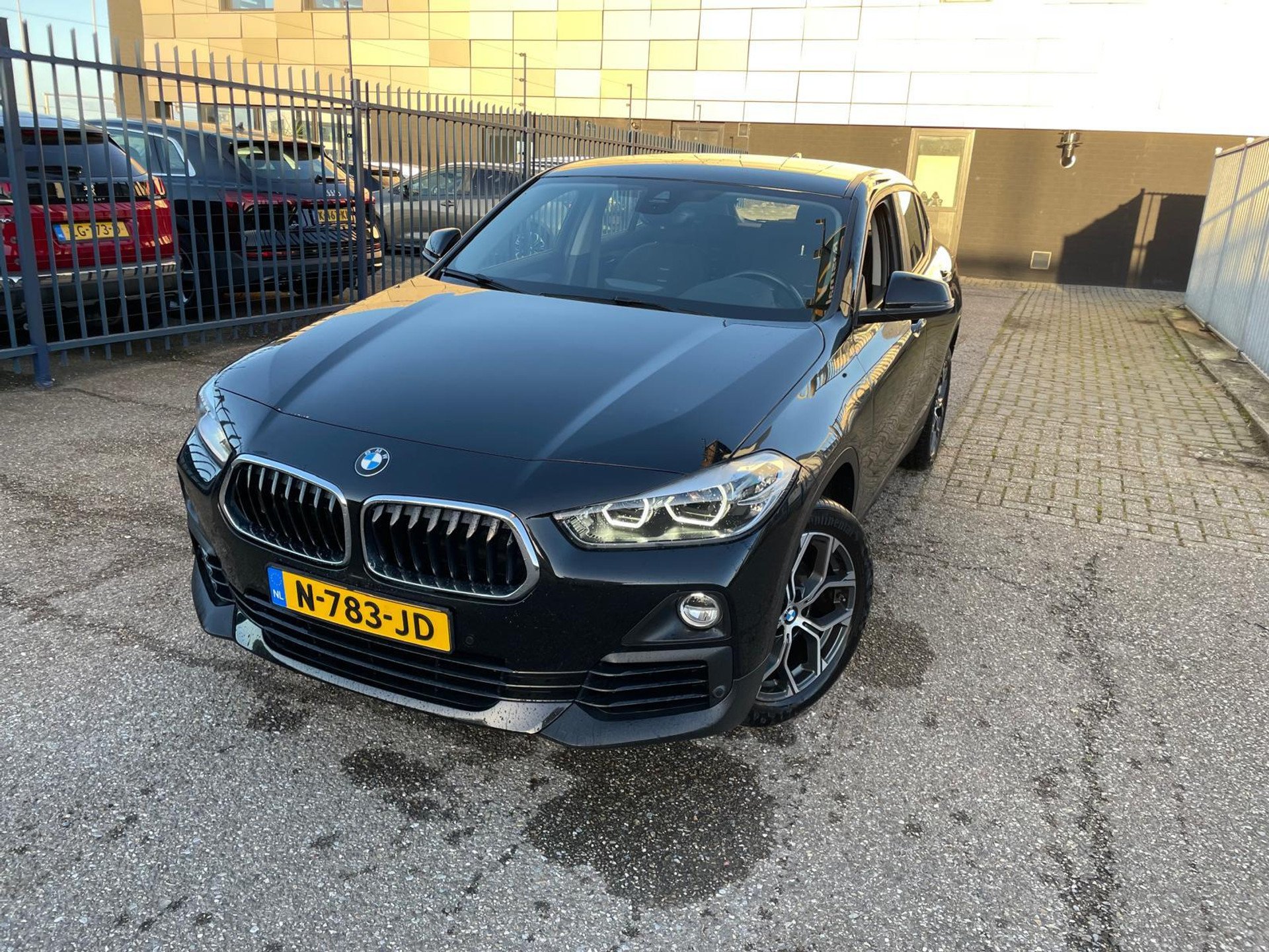 BMW X2 18i High Executive - Petrol - Automatic - 140 hp - 76.611 km