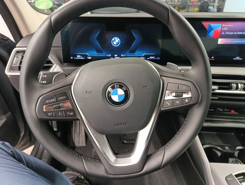 2022 BMW 3 Series   