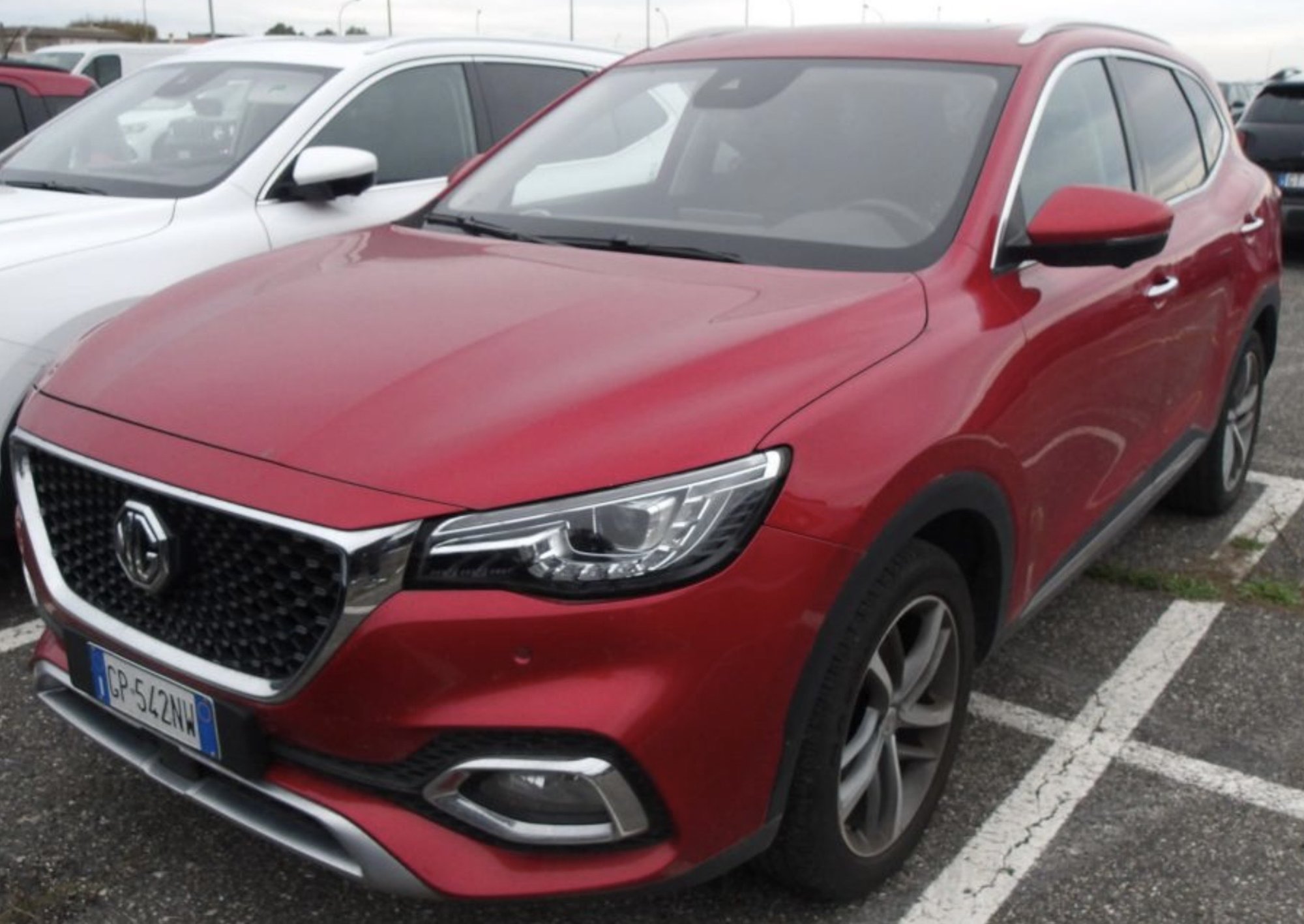 MG HS 1.5 Luxury - Petrol - Automatic - 162 hp - 70.647 km