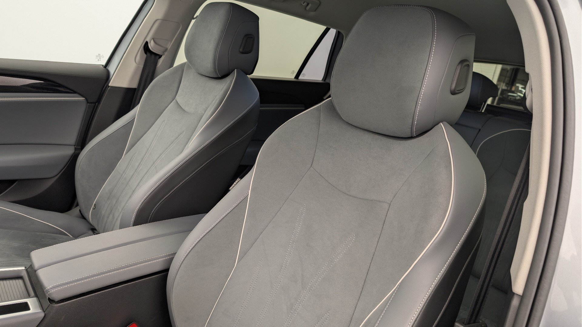 2024 Volkswagen Passat   