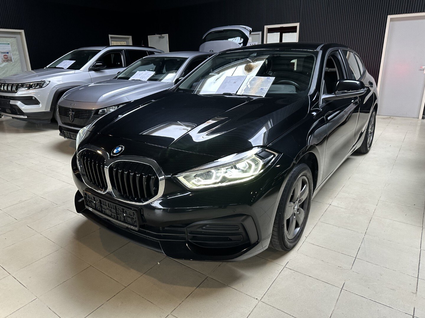 BMW 1 Series 118i - Petrol - Automatic - 136 hp - 43.913 km