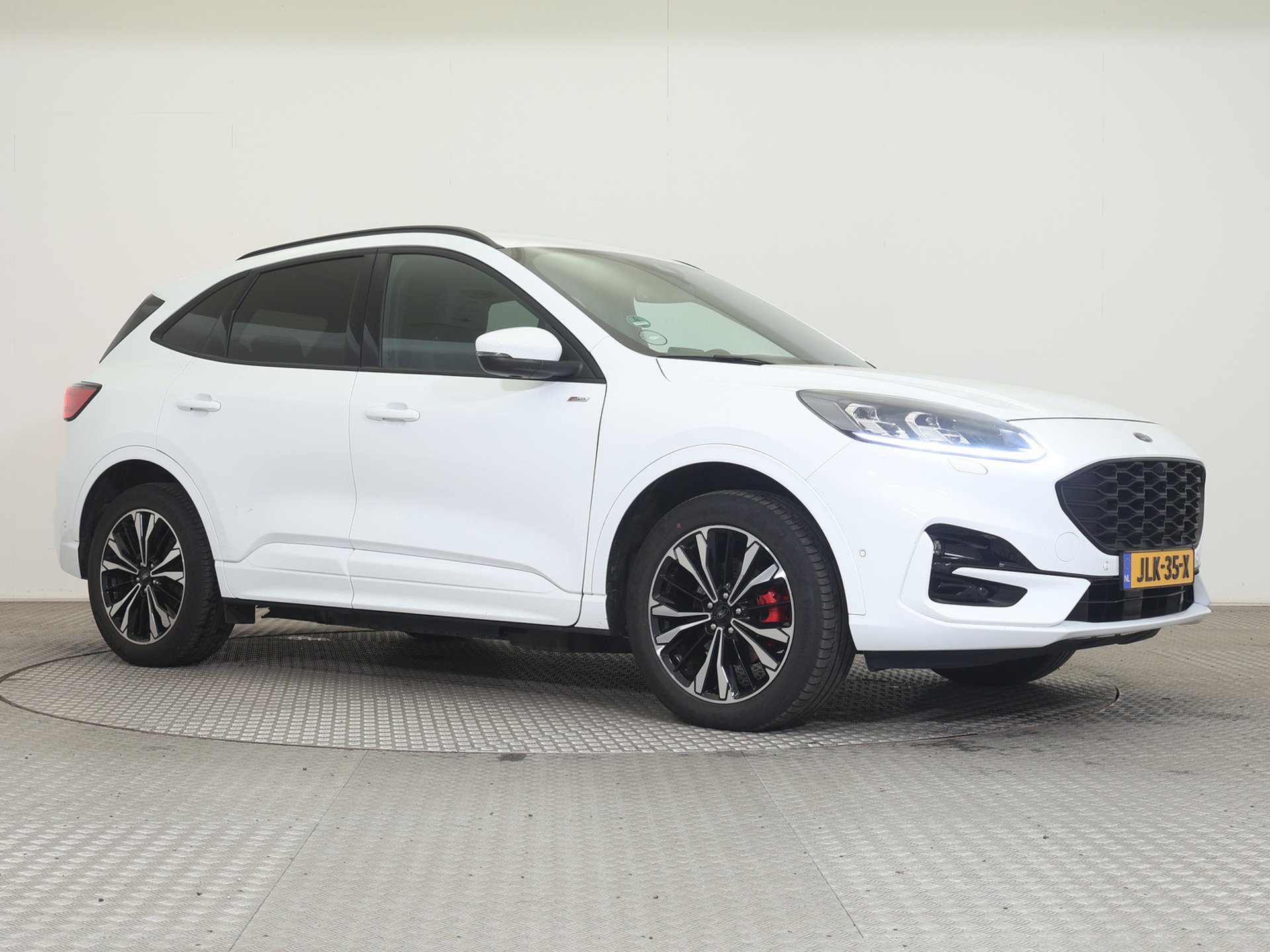 Ford Kuga 2.5 ST Line X - Hybrid - Automatic - 0 hp - 53.276 km