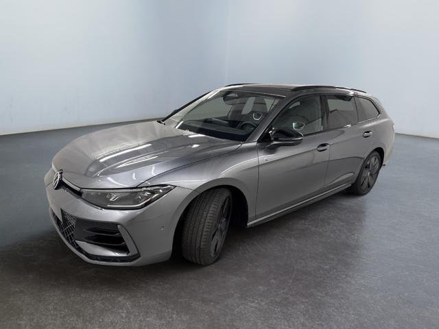 2025 Volkswagen Passat   AWD