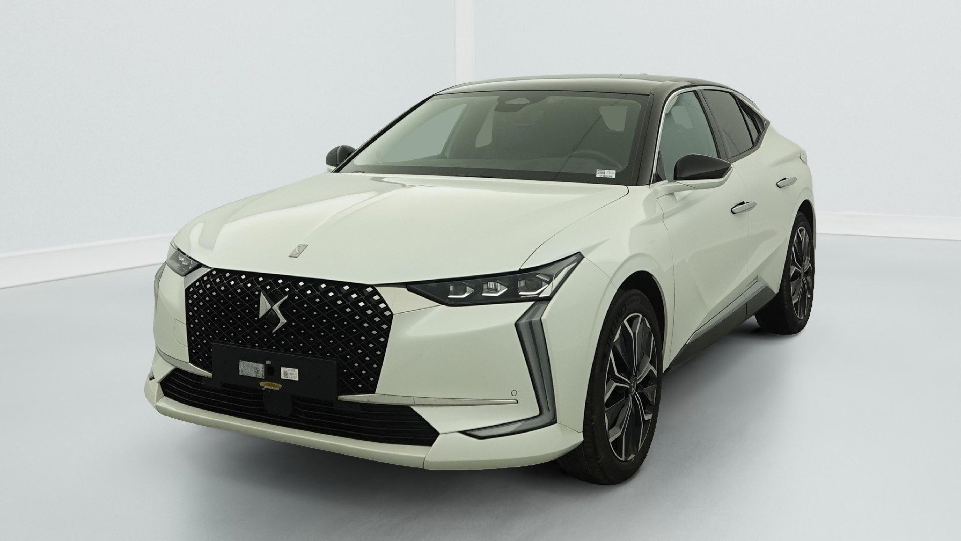 DS 4 1.2i Rivoli - Petrol - Automatic - 131 hp - 20.582 km