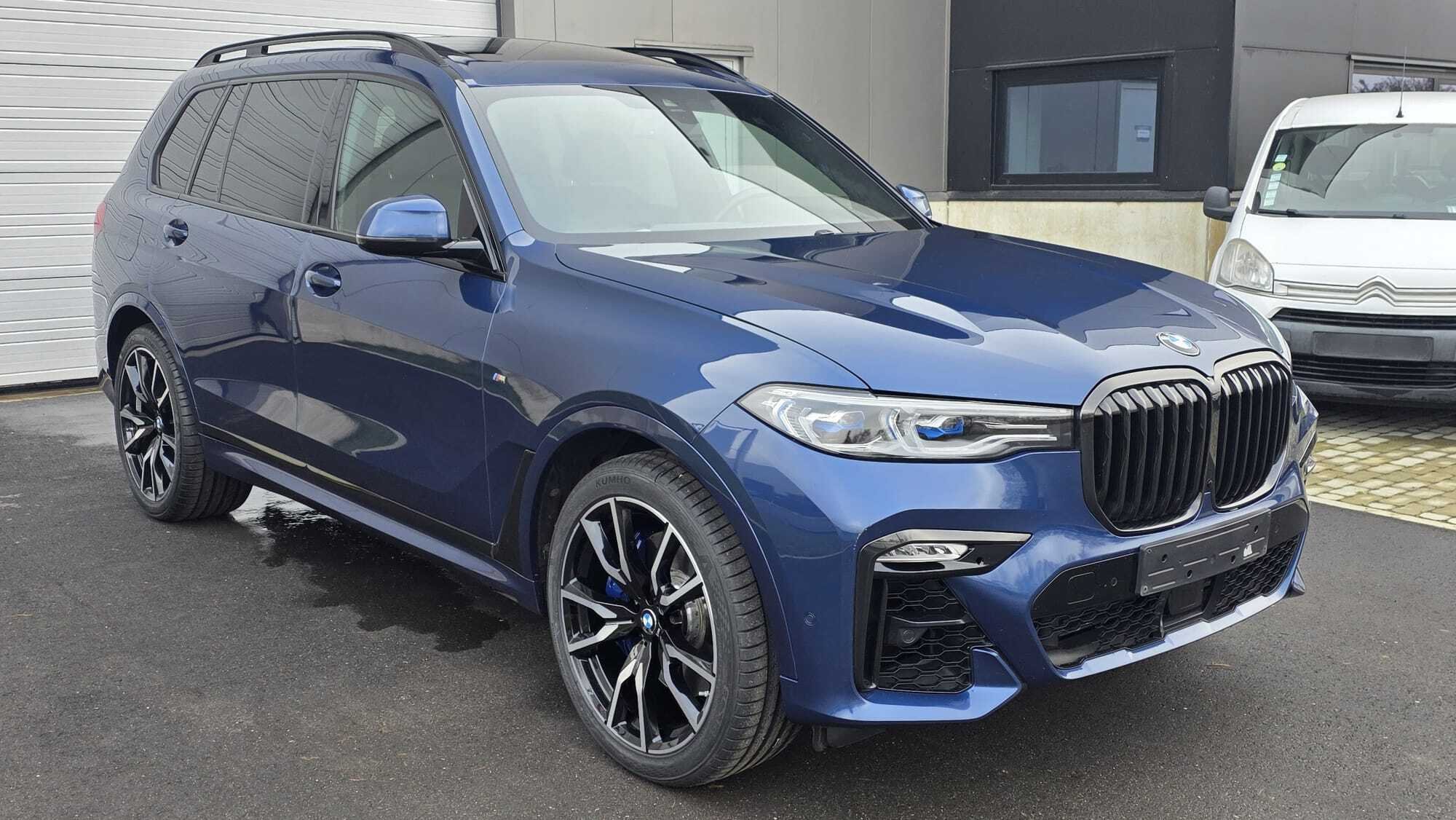 2019 BMW X7   AWD