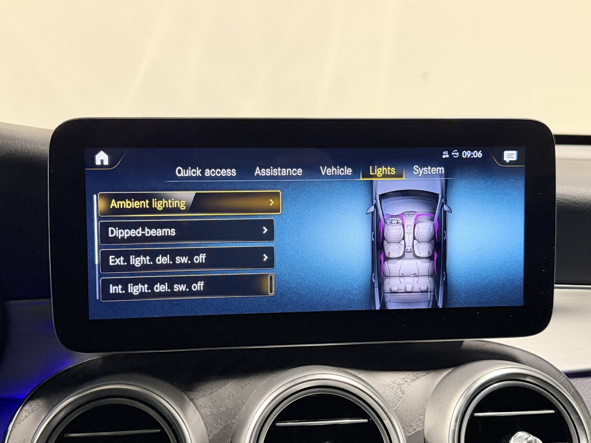 2022 Mercedes-Benz GLC   