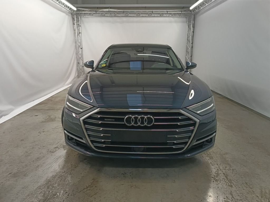 2017 Audi A8   
