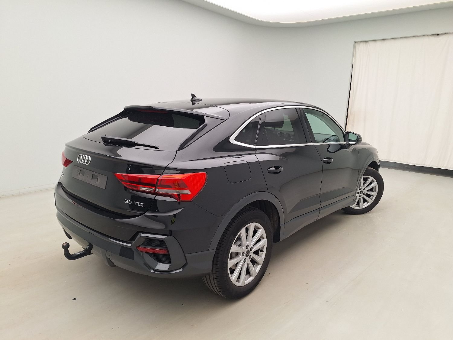 2020 Audi Q3   