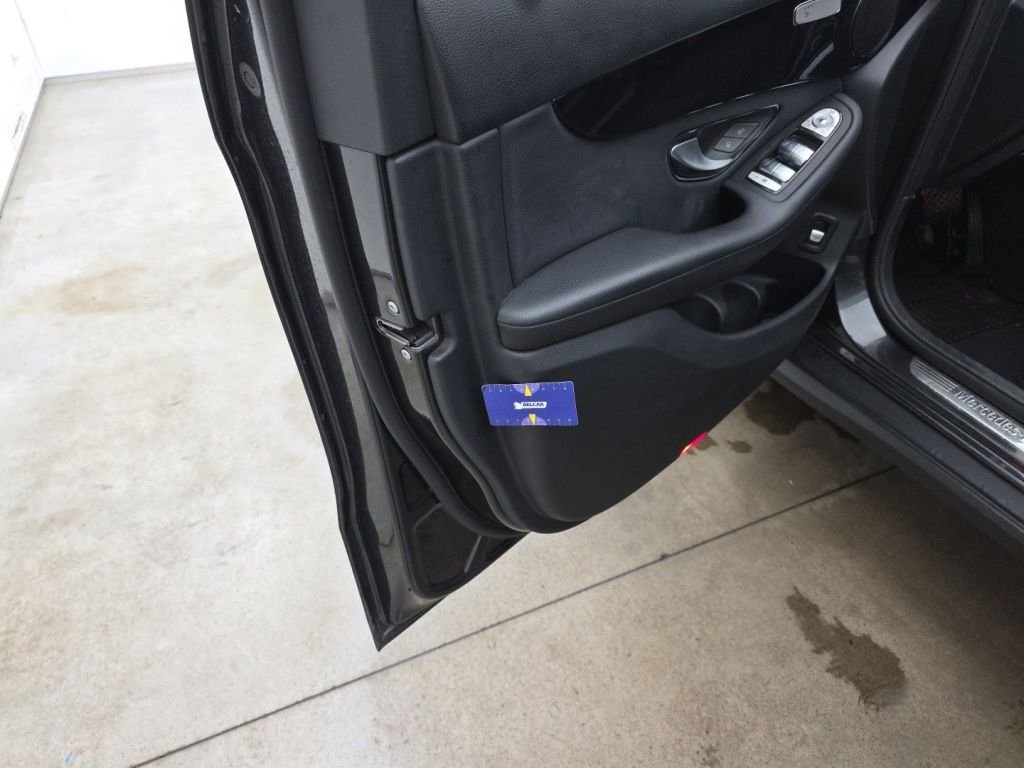 2019 Mercedes-Benz GLC   