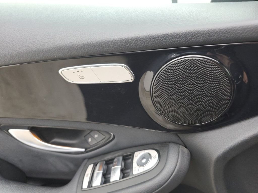 2019 Mercedes-Benz GLC   