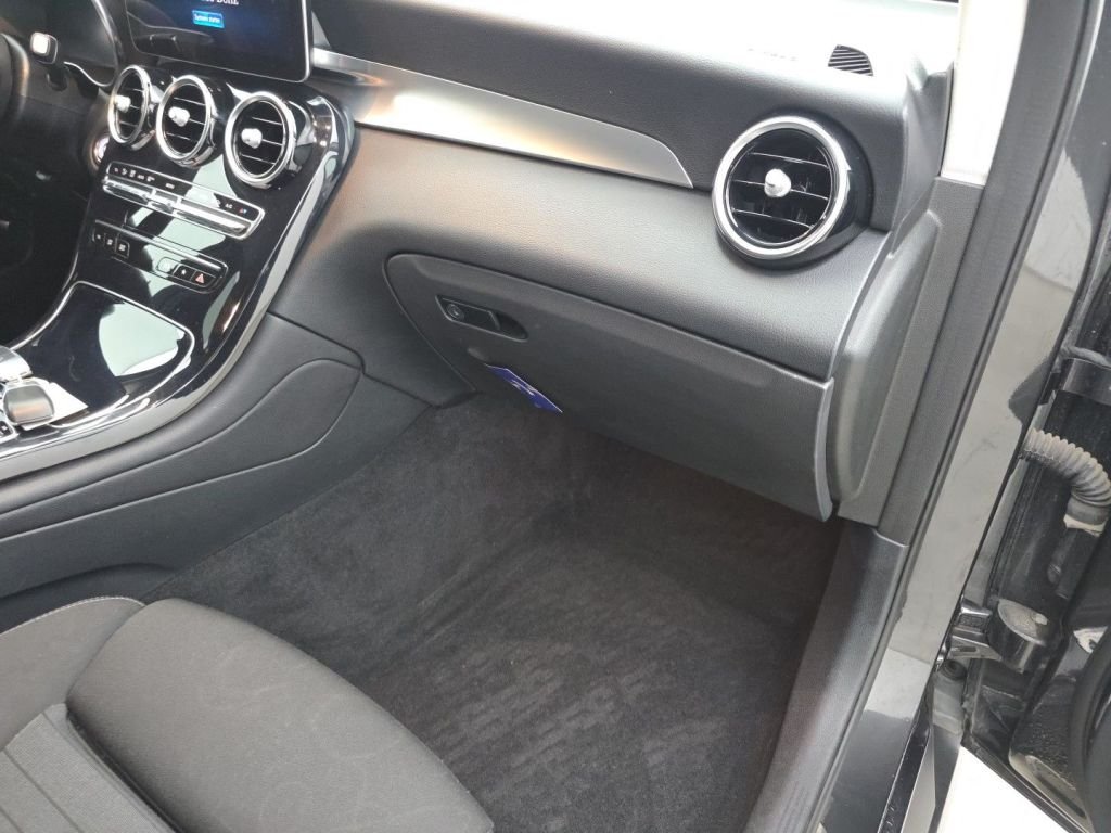 2019 Mercedes-Benz GLC   