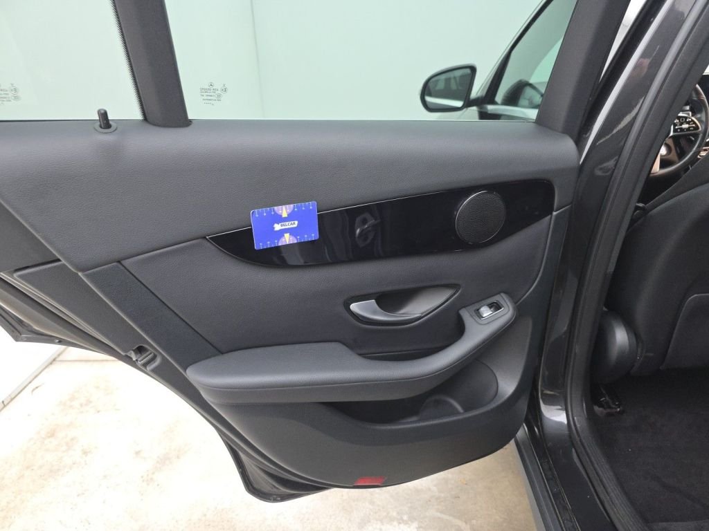 2019 Mercedes-Benz GLC   