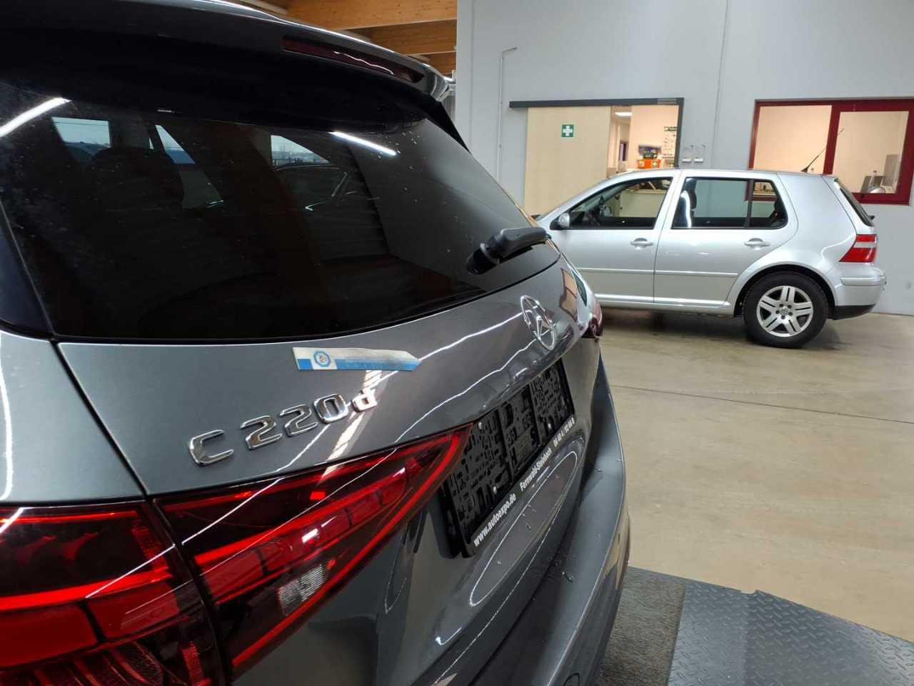 2023 Mercedes-Benz C   