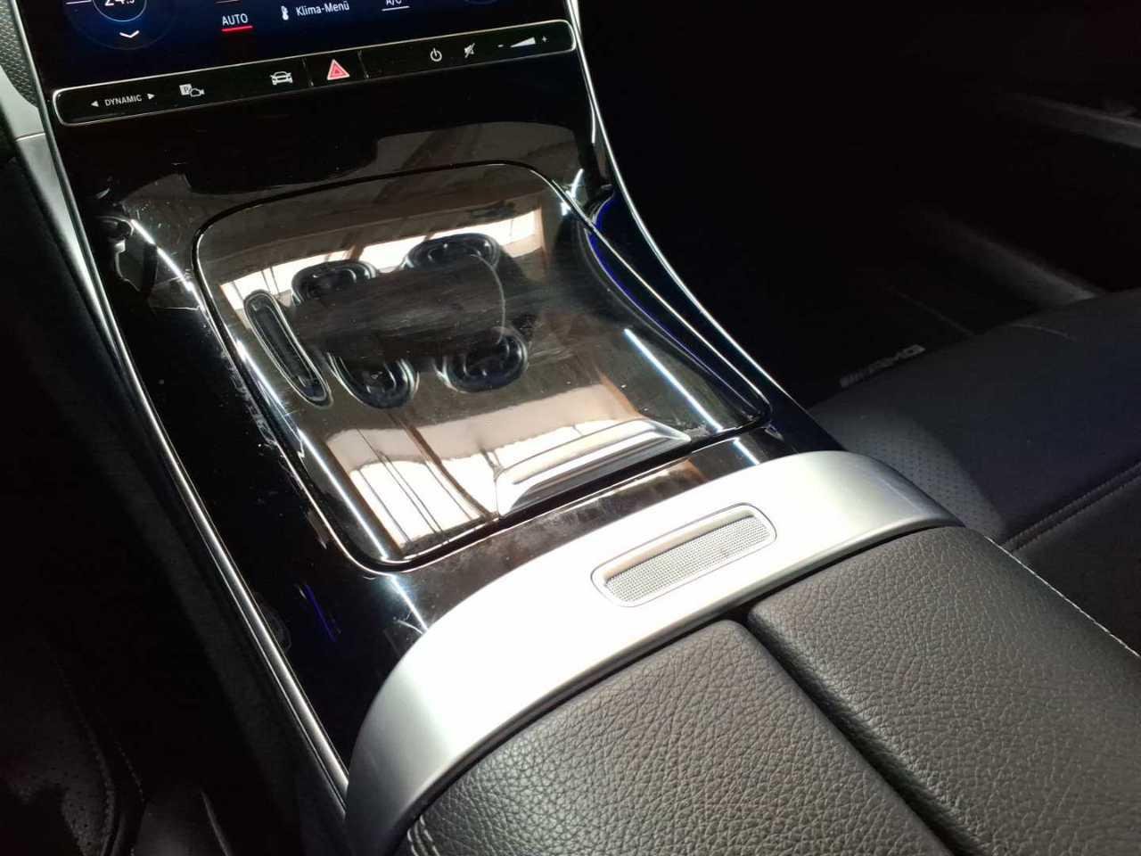 2023 Mercedes-Benz C   