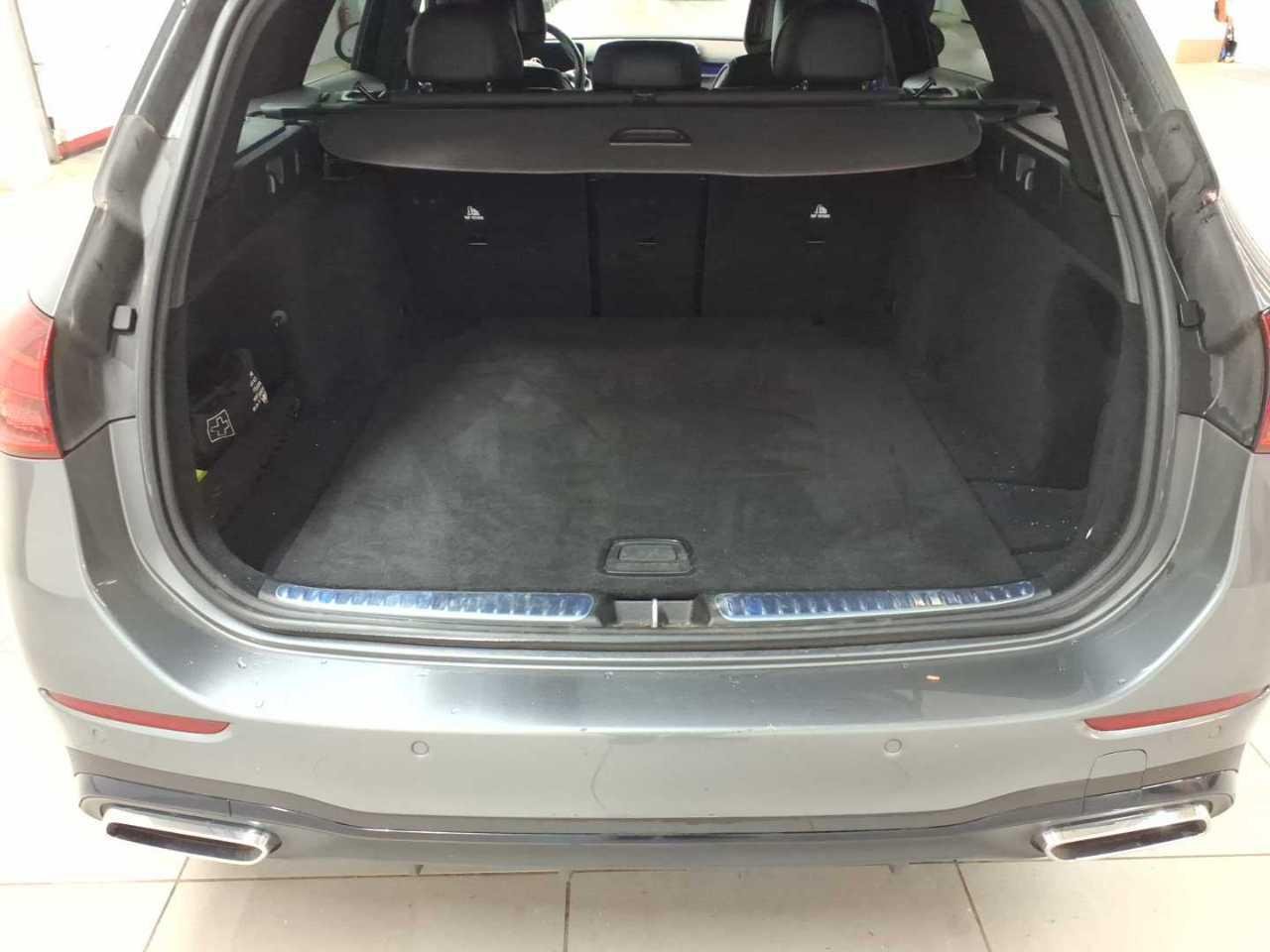 2023 Mercedes-Benz C   