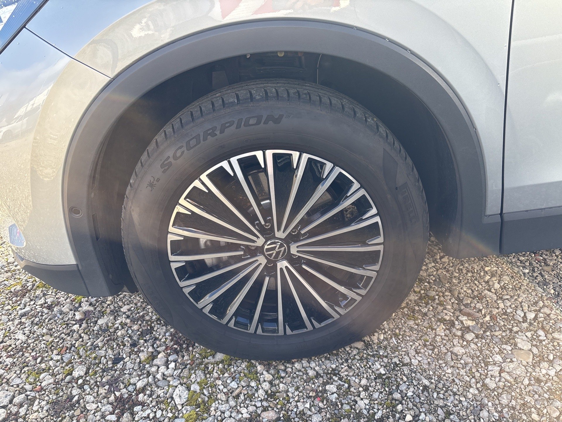 2024 Volkswagen Tiguan   AWD