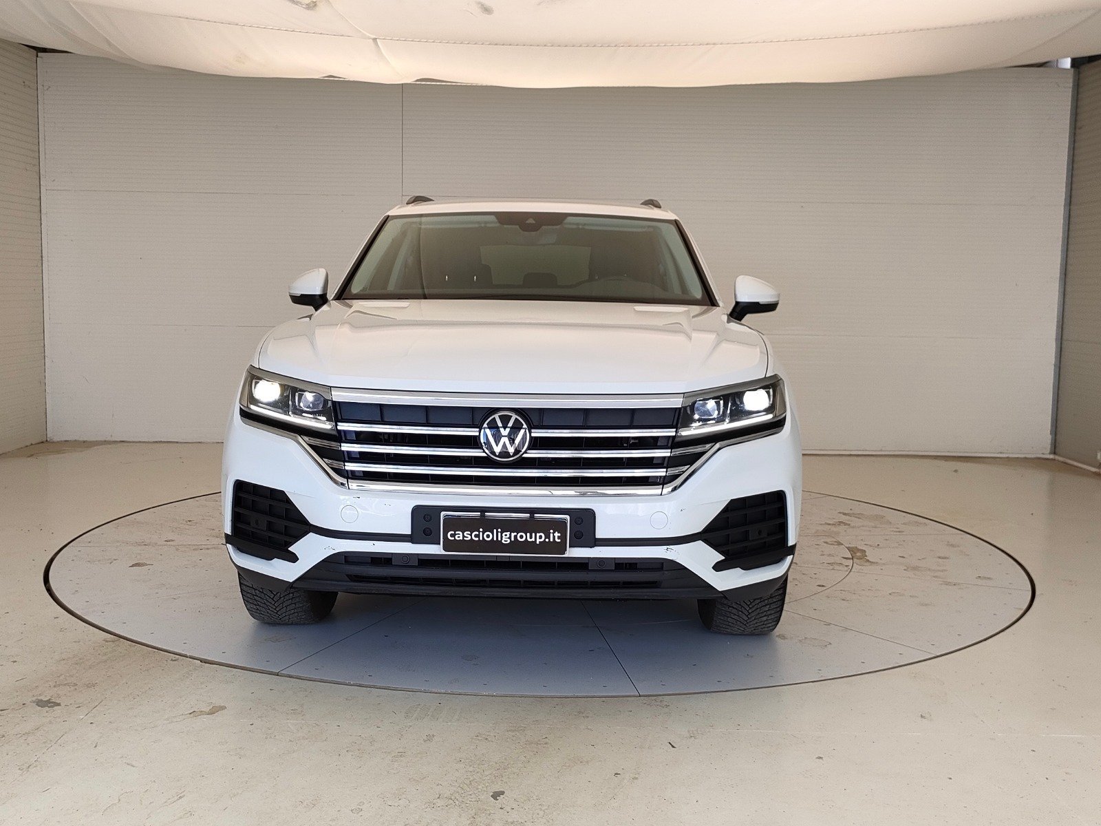 Volkswagen Touareg 3.0 TDI Elegance - Diesel - Automatic - 231 hp - 103.302 km