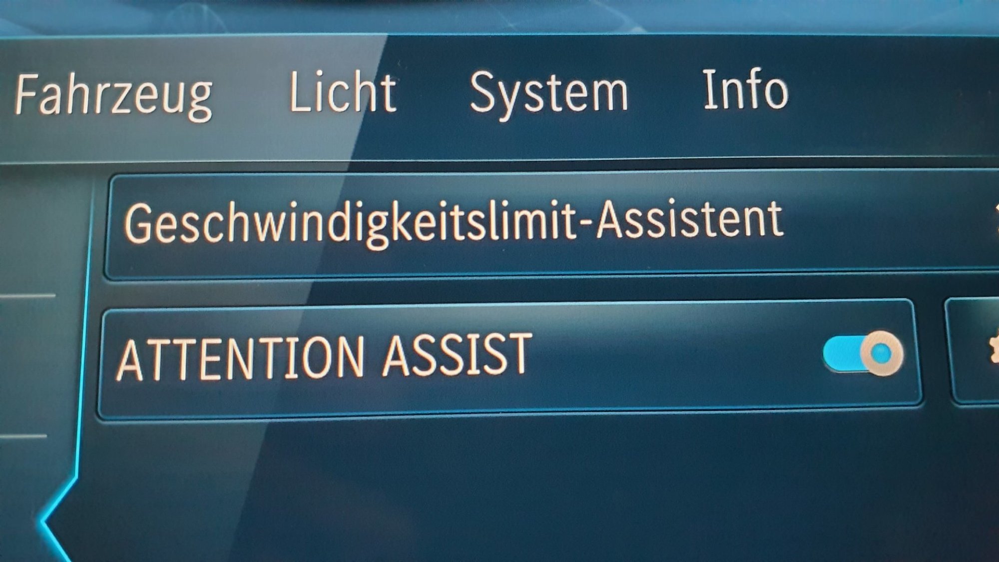 2022 Mercedes-Benz GLC   AWD