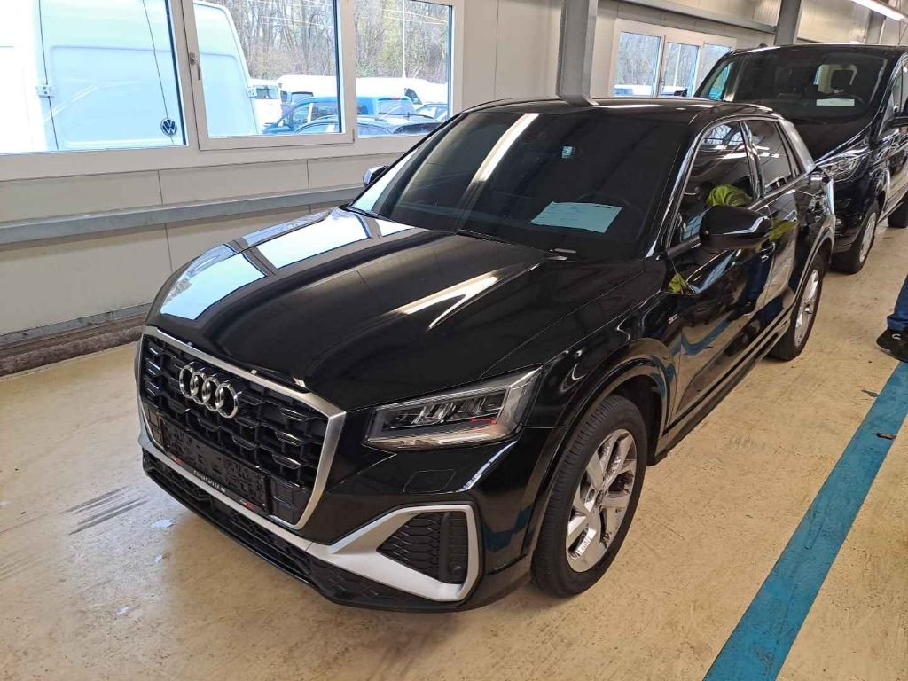 Audi Q2 35 TFSI S Line - Petrol - Automatic - 148 hp - 92.069 km