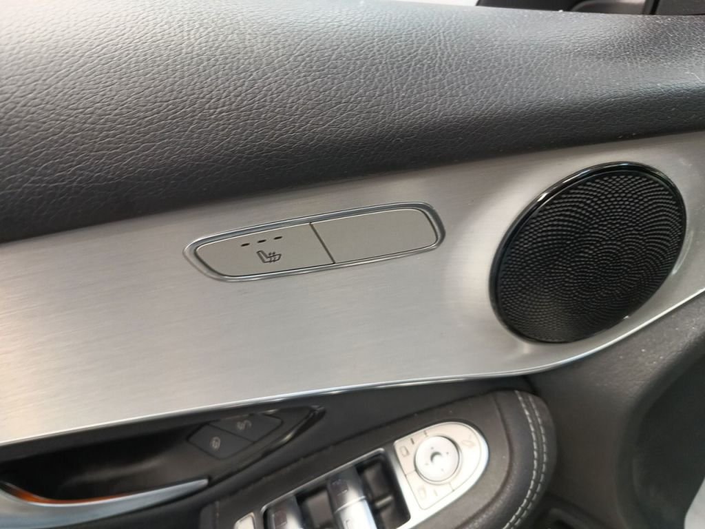 2019 Mercedes-Benz GLC   