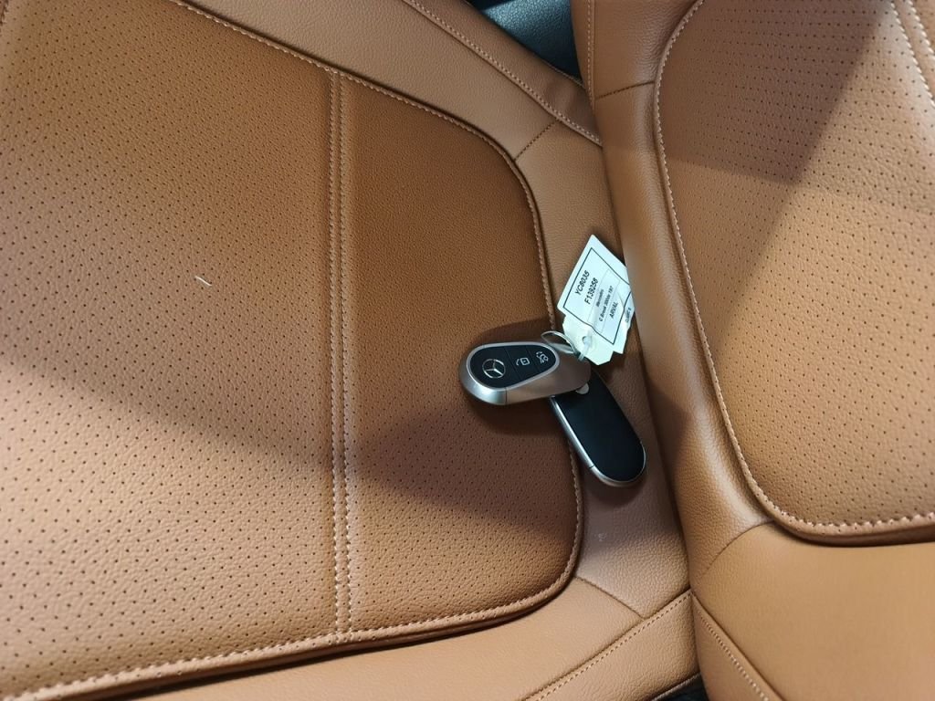 2021 Mercedes-Benz C   