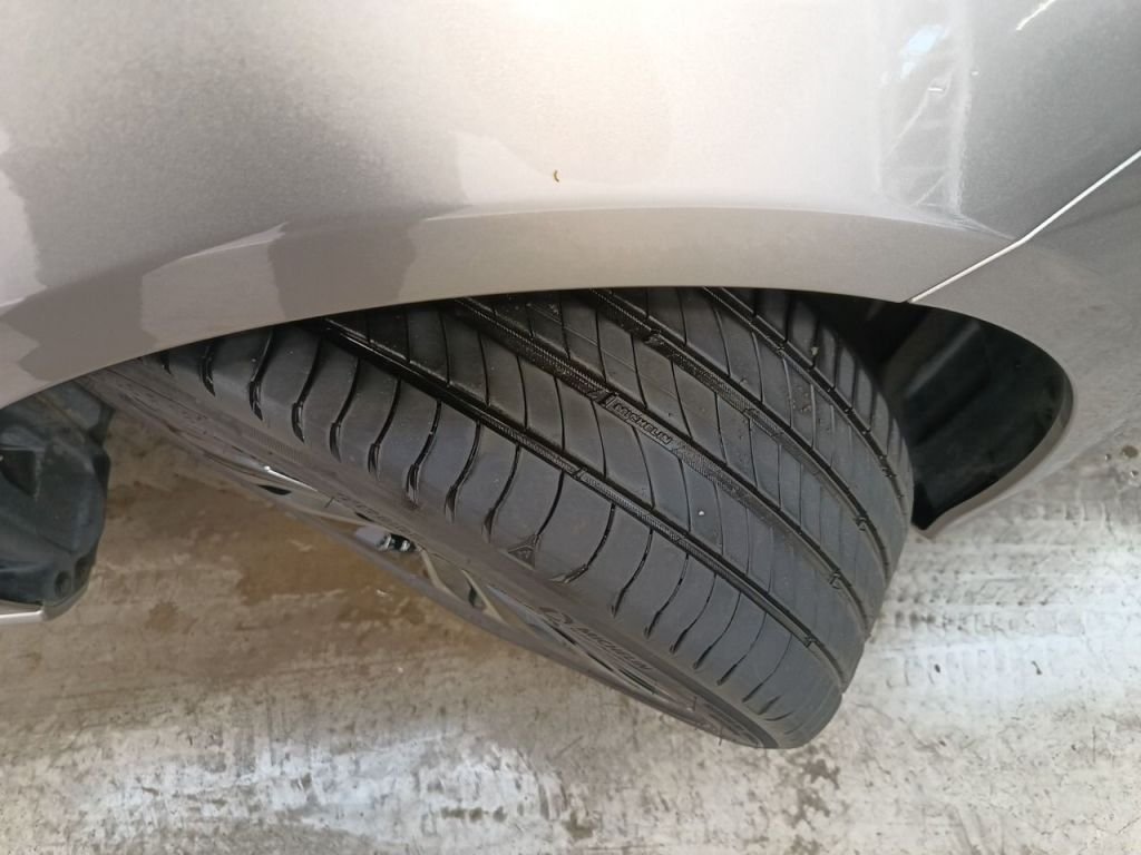 2021 Mercedes-Benz C   