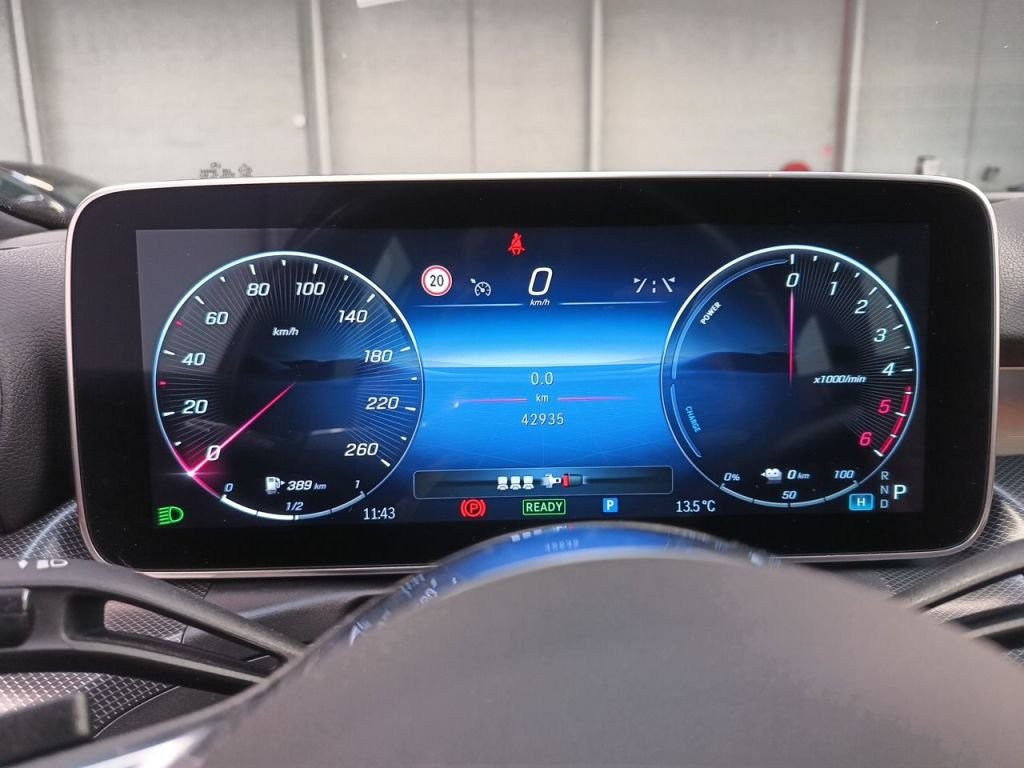 2021 Mercedes-Benz C   