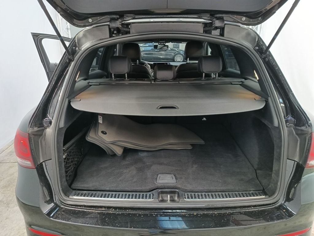 2019 Mercedes-Benz GLC   