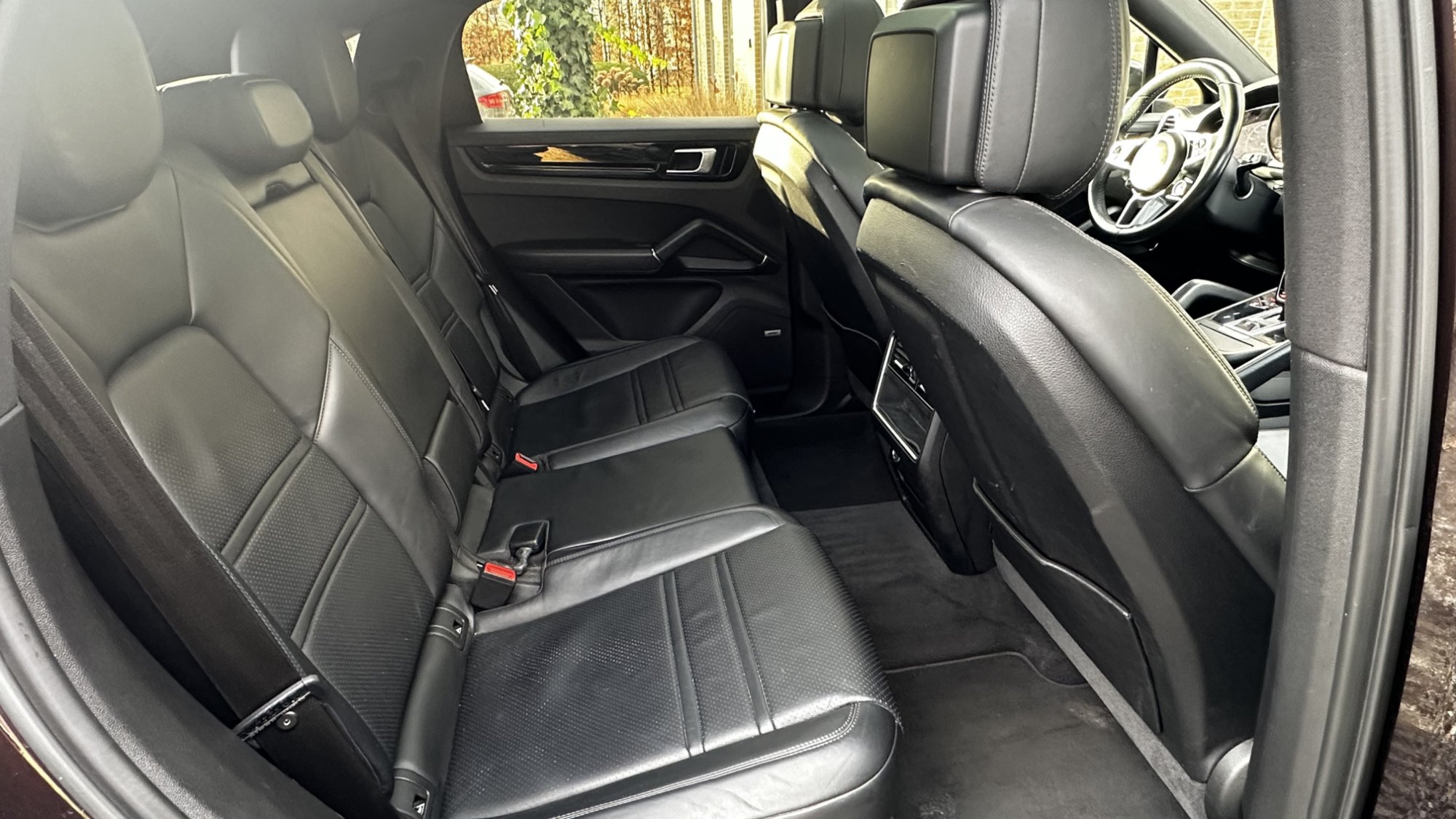 2019 Porsche Cayenne   AWD