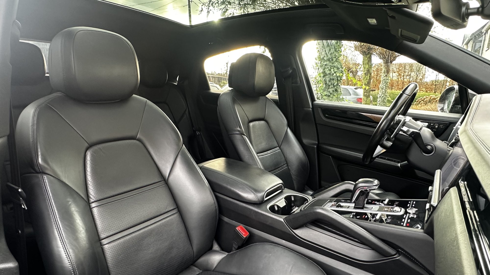 2019 Porsche Cayenne   AWD