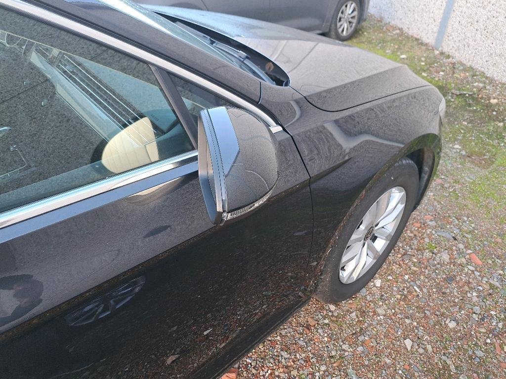 2019 Volkswagen Passat   