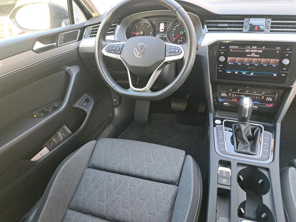 2019 Volkswagen Passat   