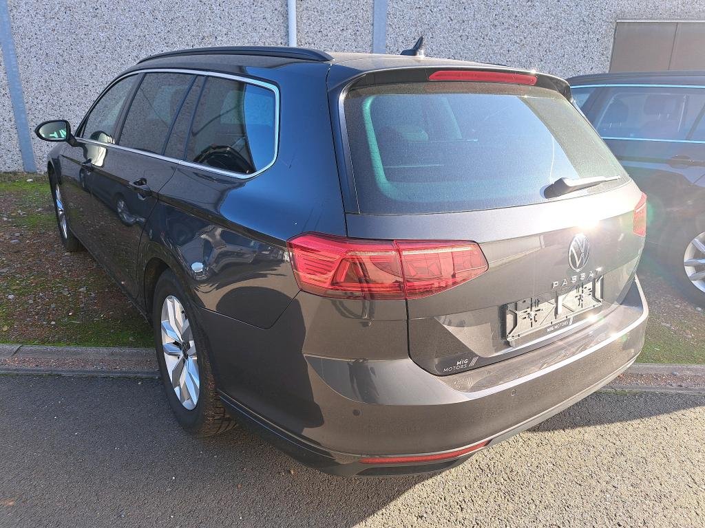 2019 Volkswagen Passat   