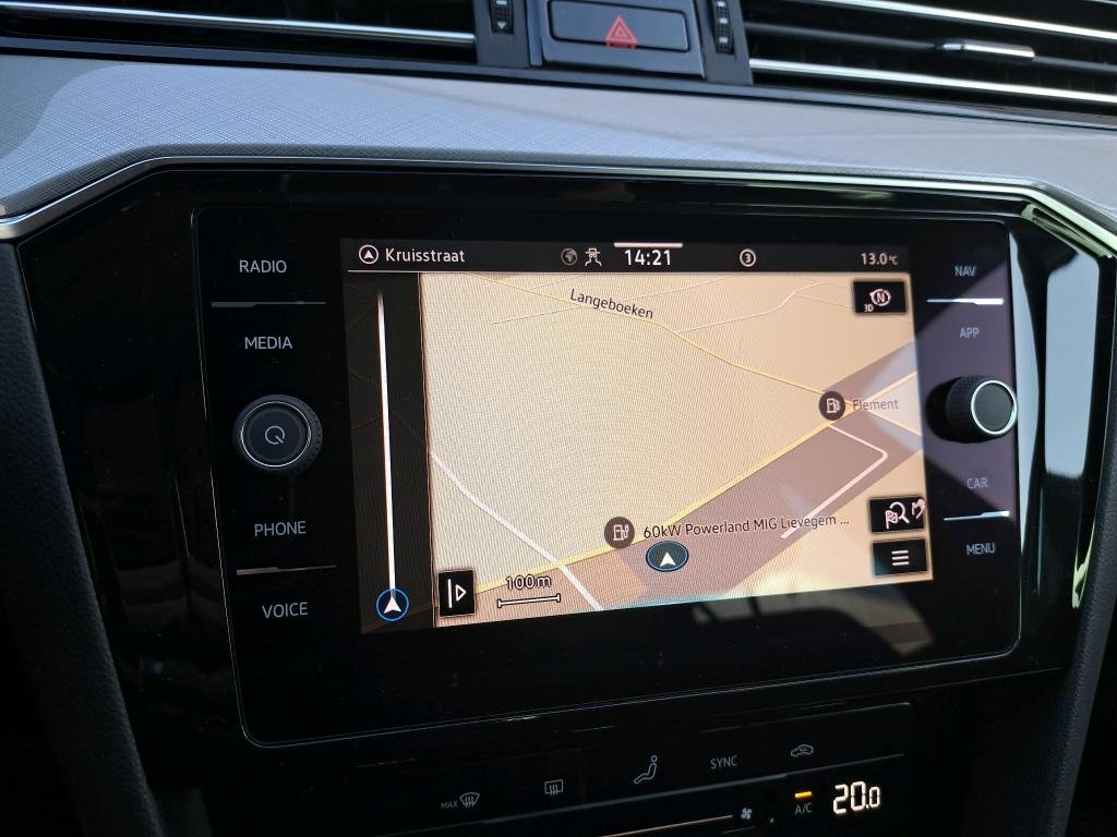 2019 Volkswagen Passat   