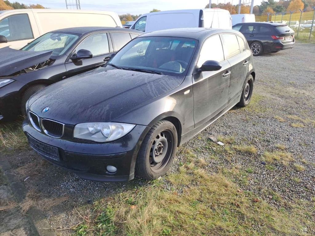 BMW 1 Series 118i - Petrol - Automatic - 127 hp - 109.584 km