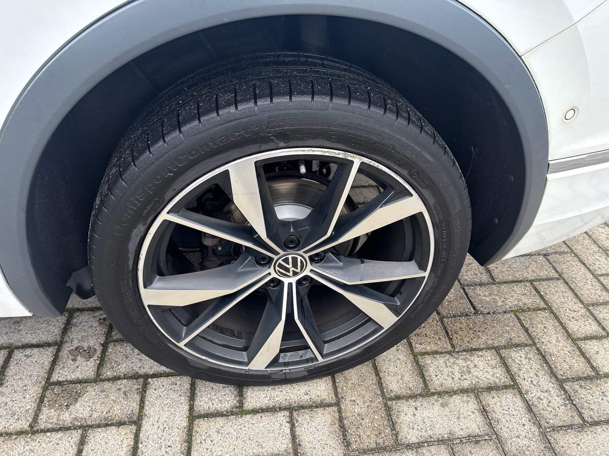 2021 Volkswagen Tiguan   AWD