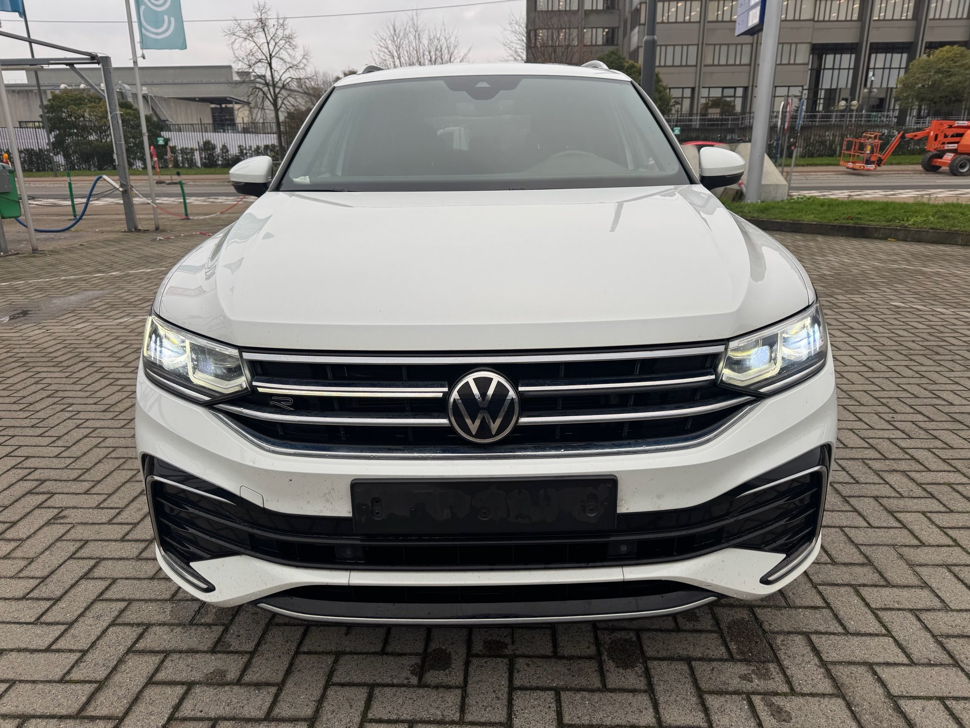 2021 Volkswagen Tiguan   AWD