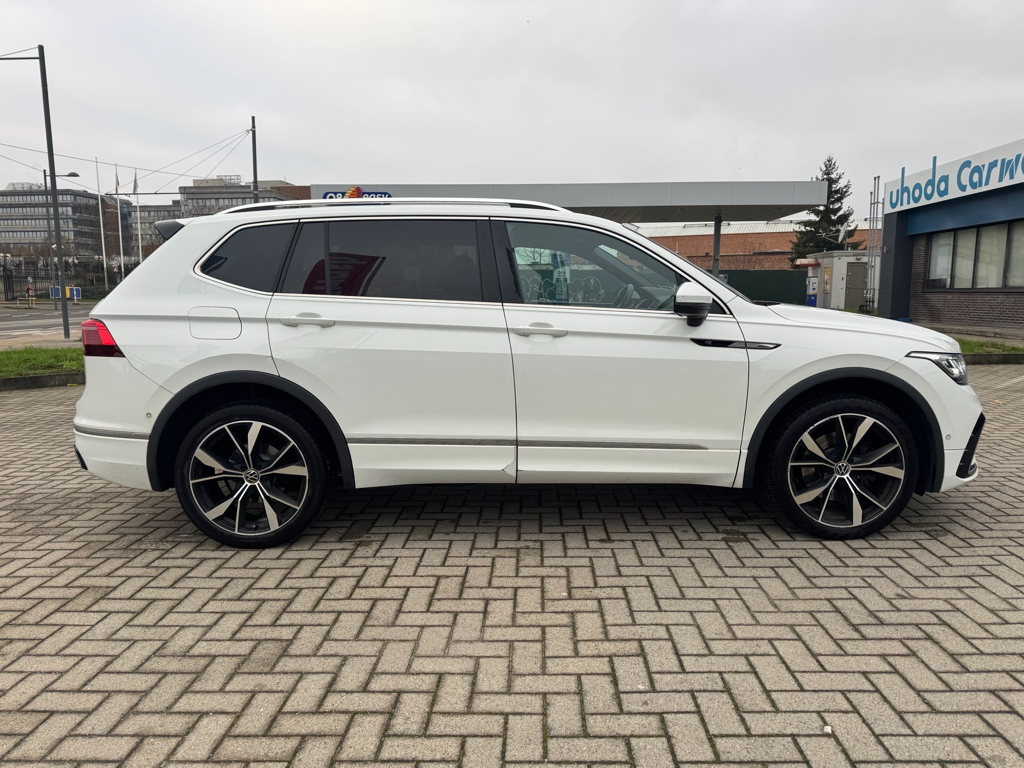 2021 Volkswagen Tiguan   AWD