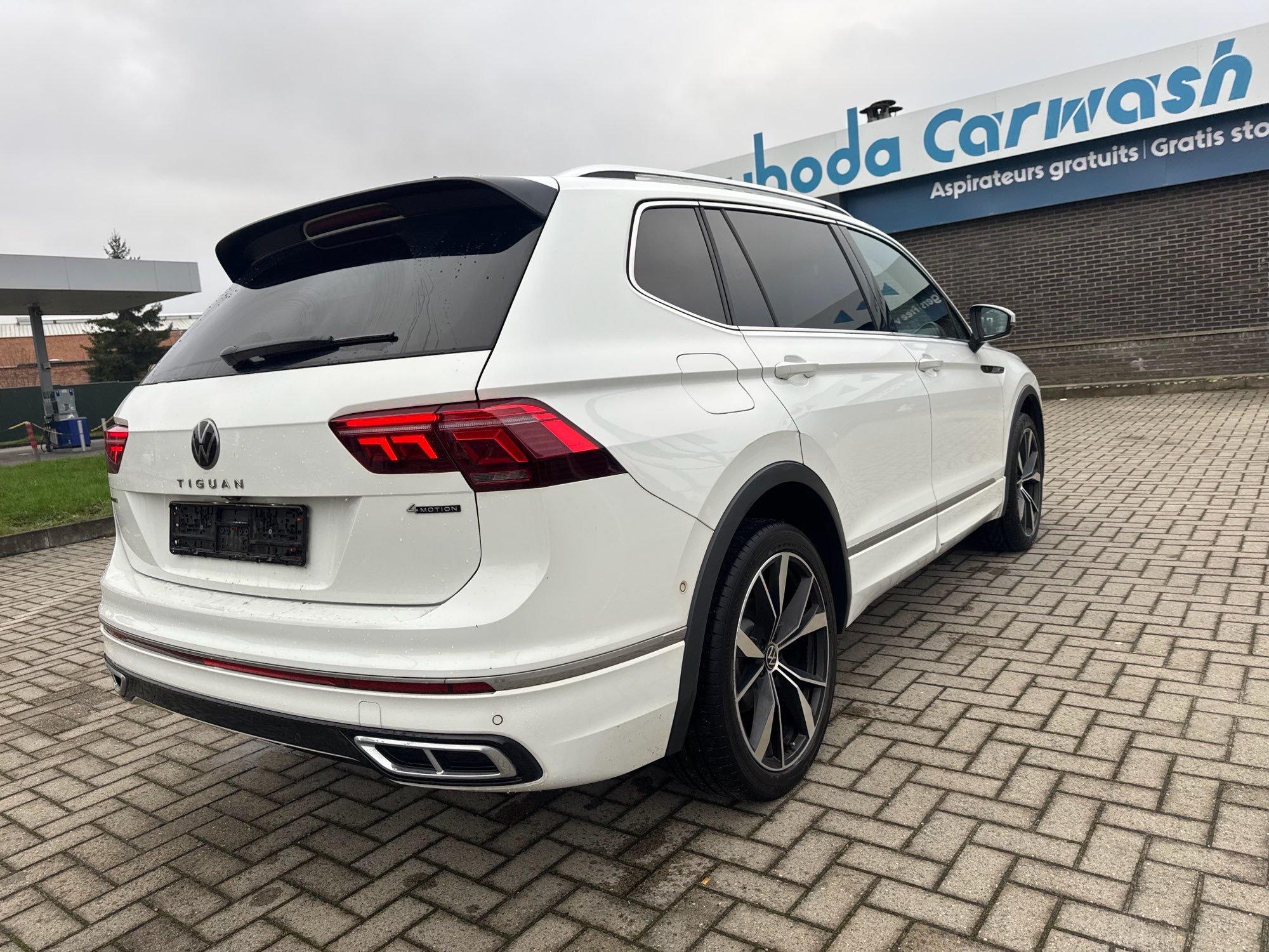 2021 Volkswagen Tiguan   AWD